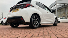 Toyota Yaris 1.5 Hybrid Dynamic 5dr CVT Hybrid Hatchback